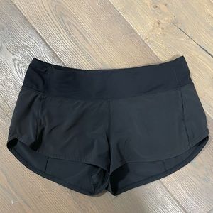 Lululemon speed up short 2.5